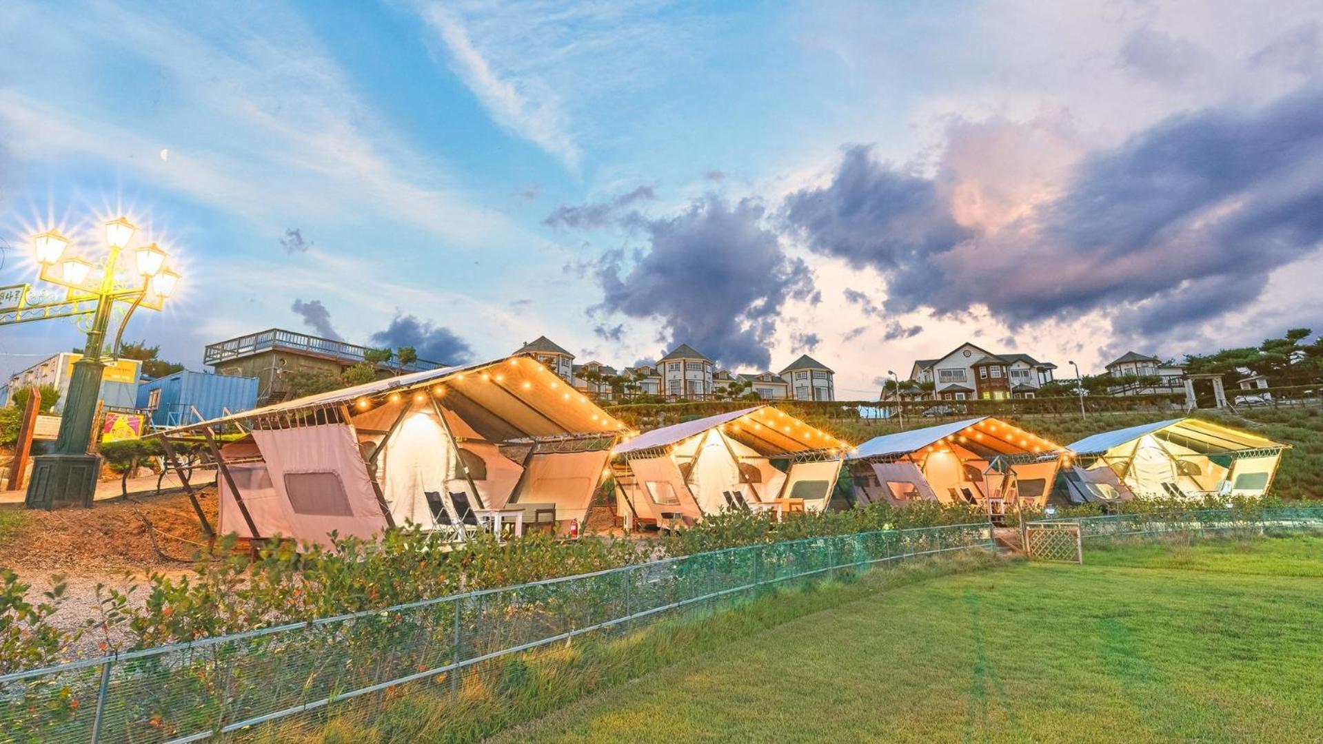 Hotel Taean Bibi Artglamping Exterior foto